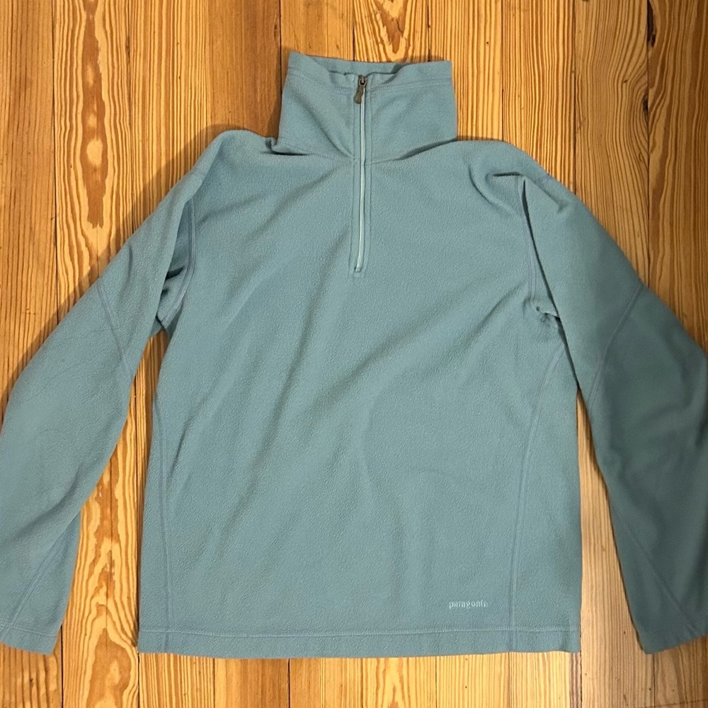 Patagonia Women's Blue Zip-Up Fleece